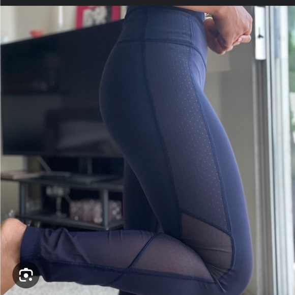 Lululemon Mesh Leggings - Picture 1 of 4